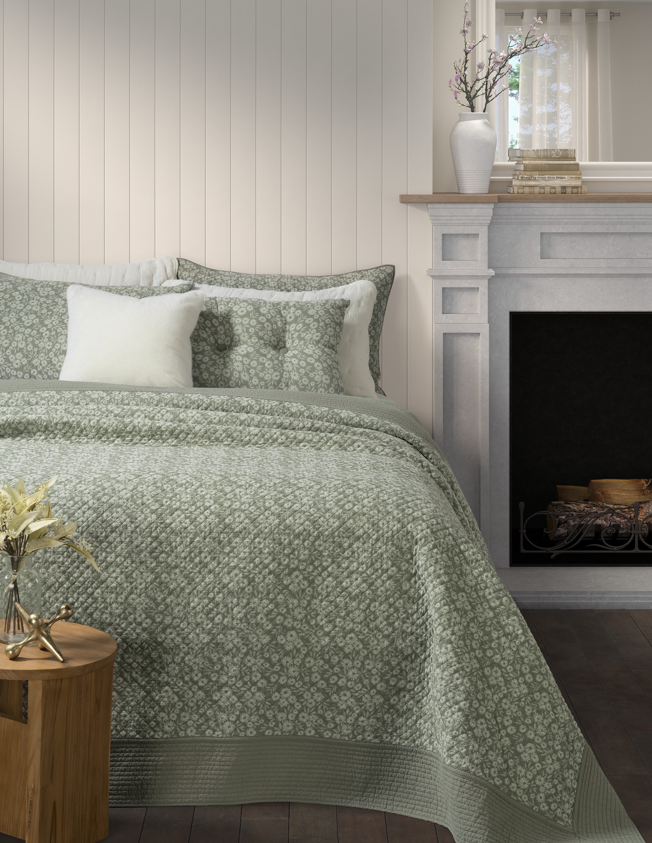 Courtepointe verte avec de petites fleurs Maggie