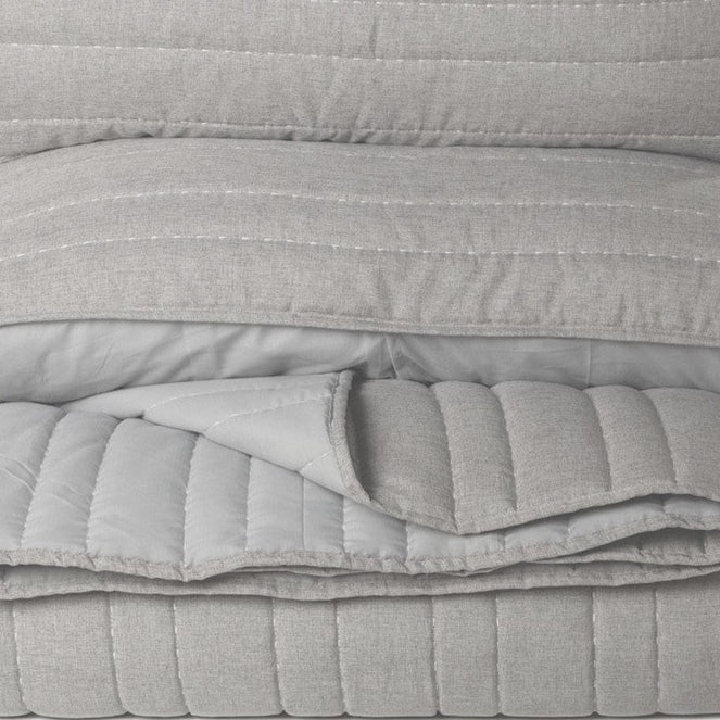 Dumpling grey stitched quilt