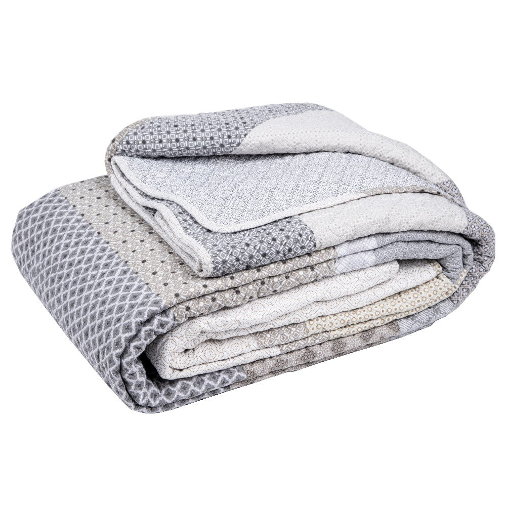 Ethan modern look grey and taupe quilt