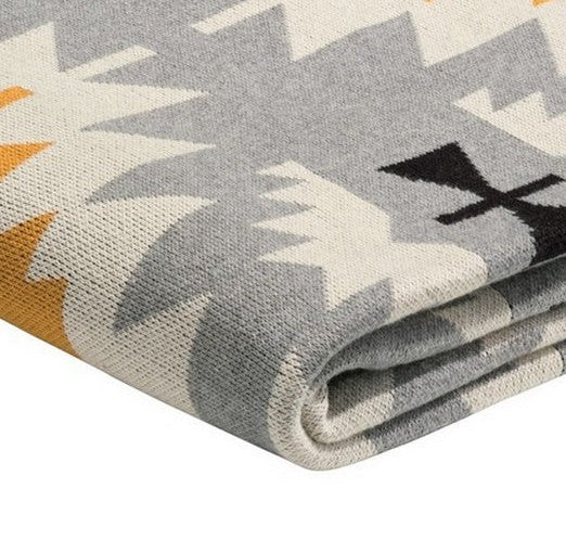 Sora aztec patterns throw