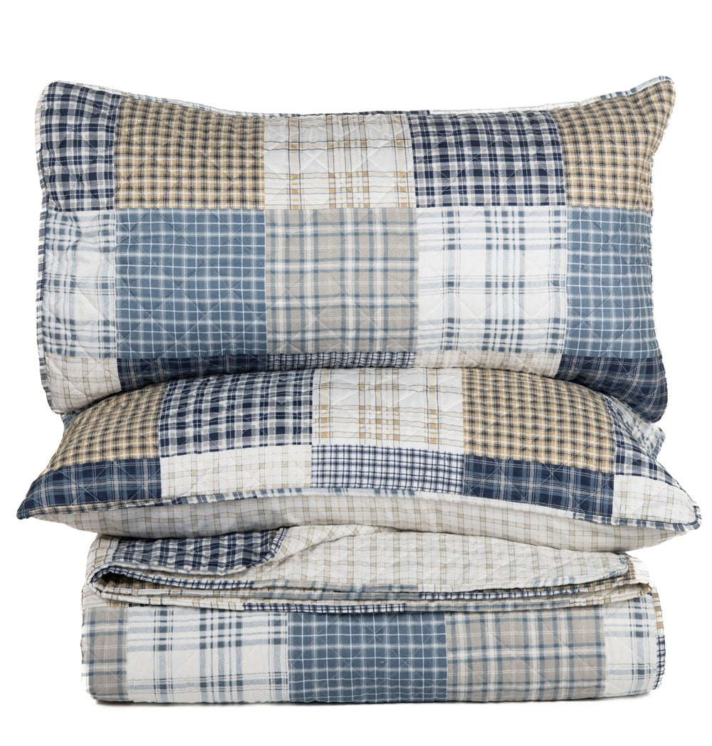 Lewis plaid quilt