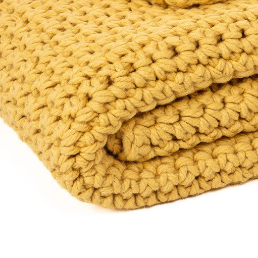 Gummy yellow large knit throw