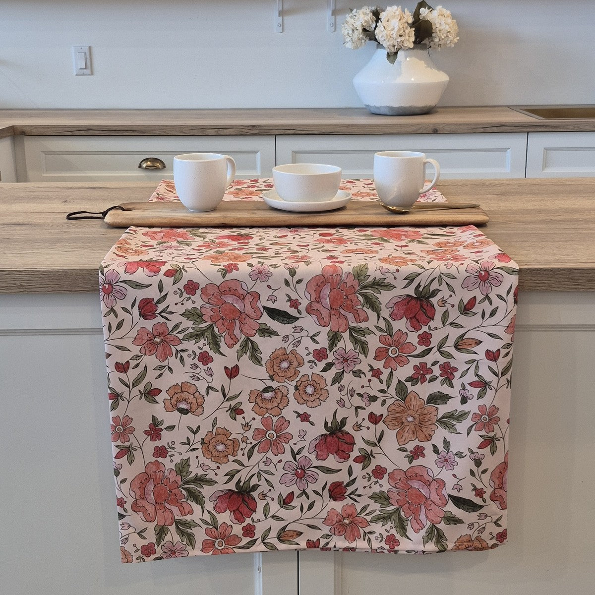 Joie floral tablecloth