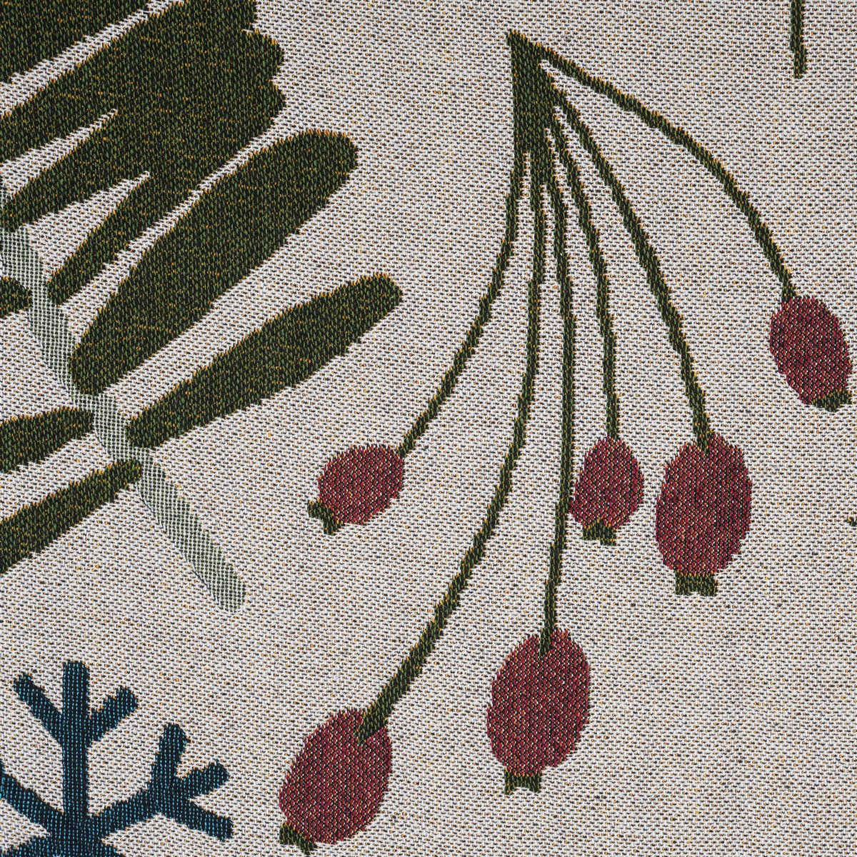 Blassam Mistletoe Leaf Print Christmas Throw