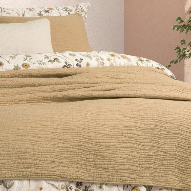 Courtepointe unie tan Jazzy