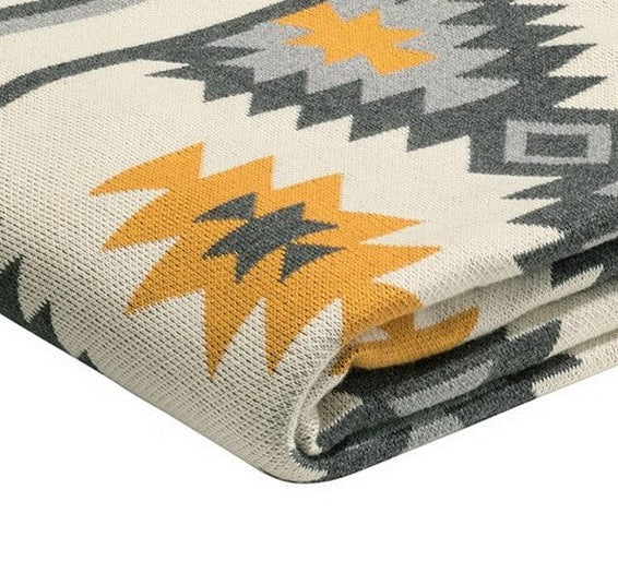 Ozalee throw