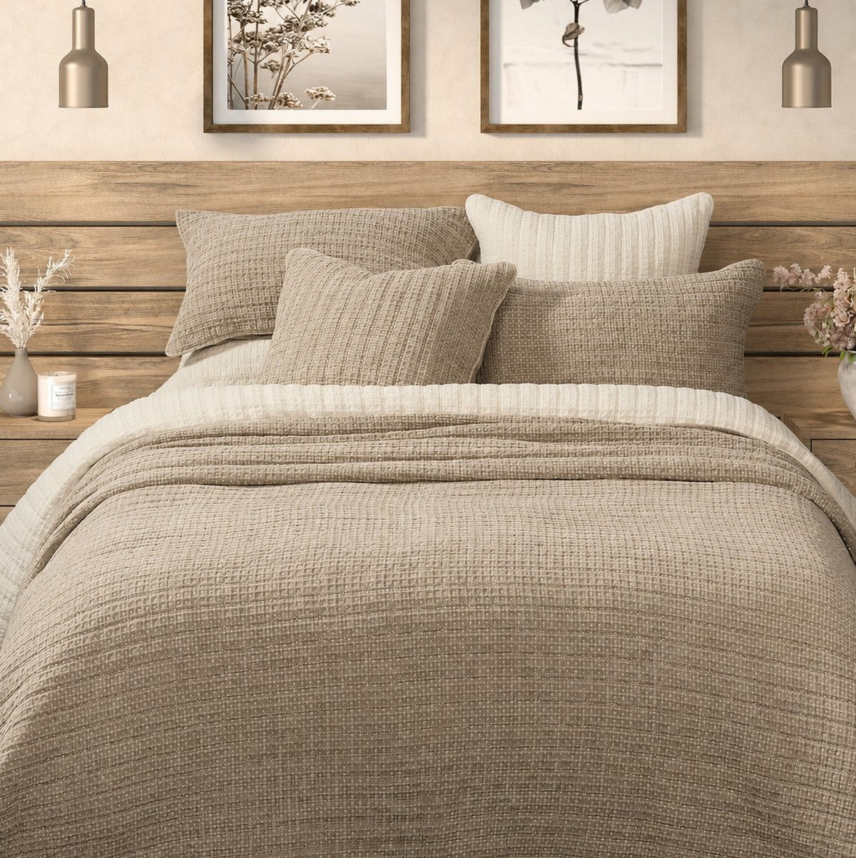 Courtepointe taupe en coton gaufré Spirit